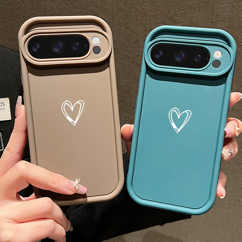 حافظة بسيطة بنمط الحب لهاتف جو - مراجعة Google Pixel 9 Pro وسعره